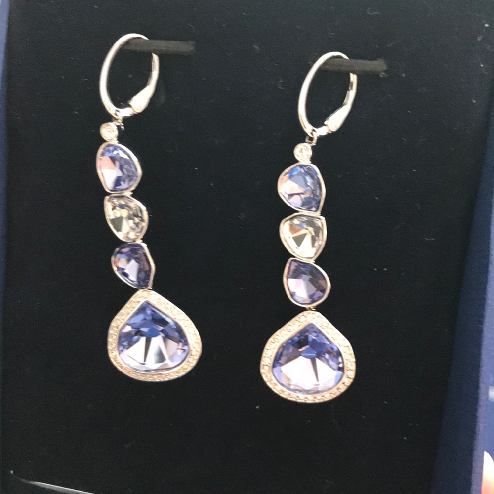 Swarovski drop earrings